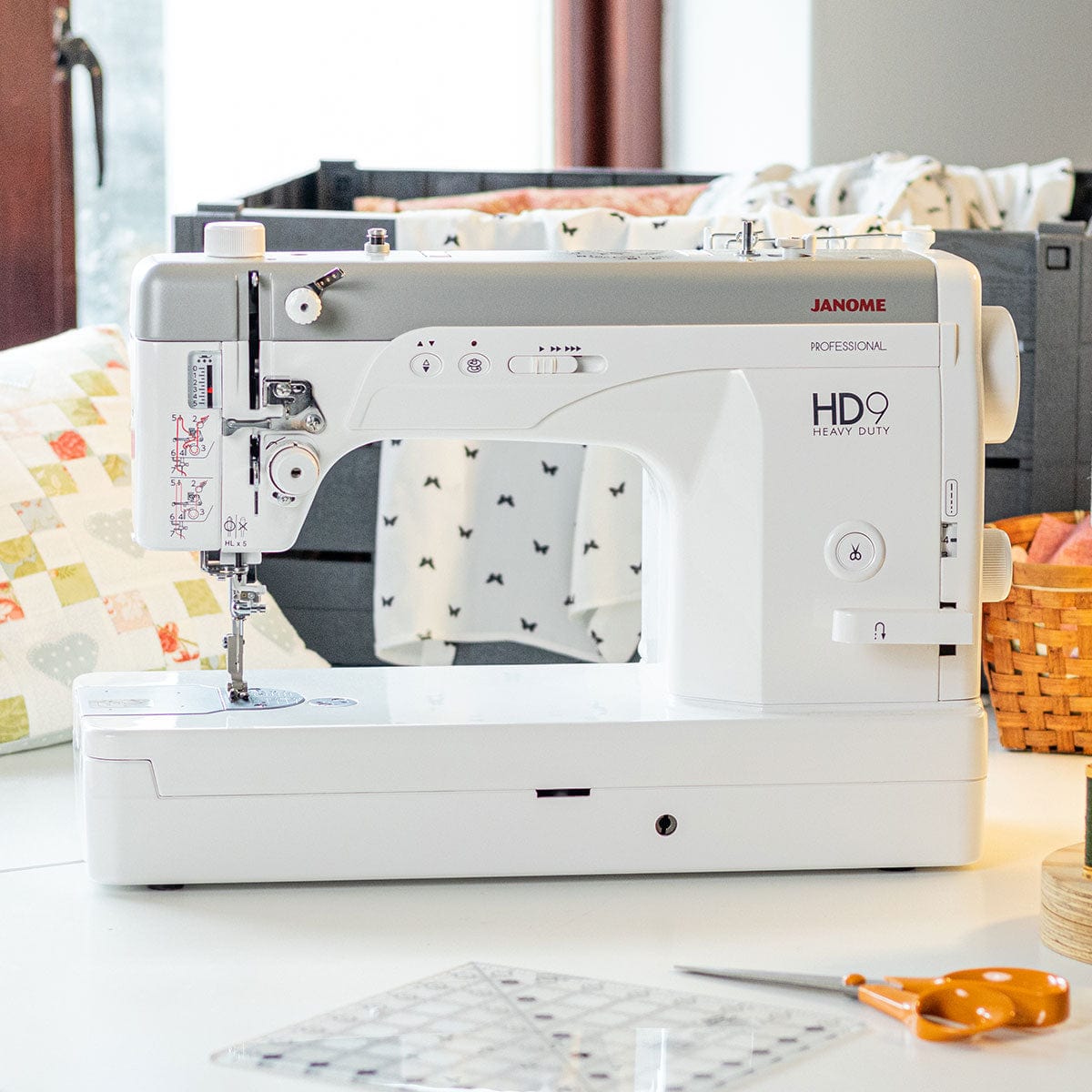 Sewing bags with the Janome HD9 Professional