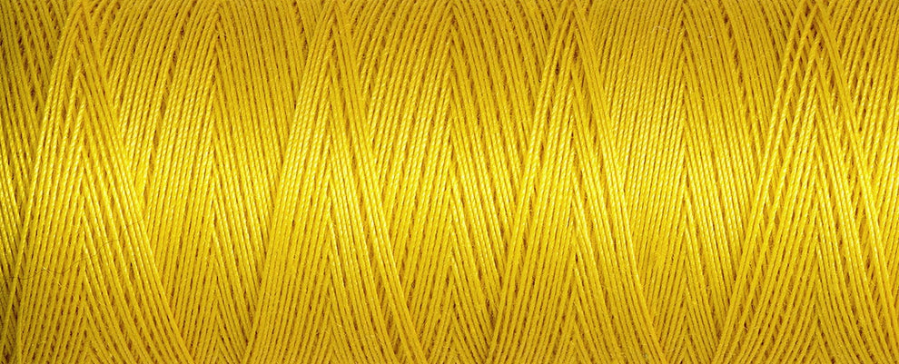 Gutermann Cotton Thread 100M Colour 0688 Close Up