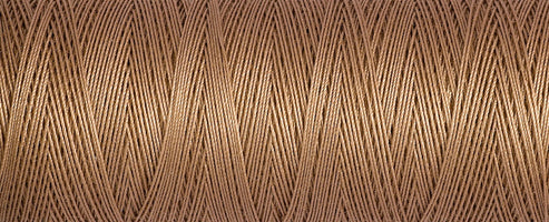 Gutermann Cotton Thread 100M Colour 1535 Close Up