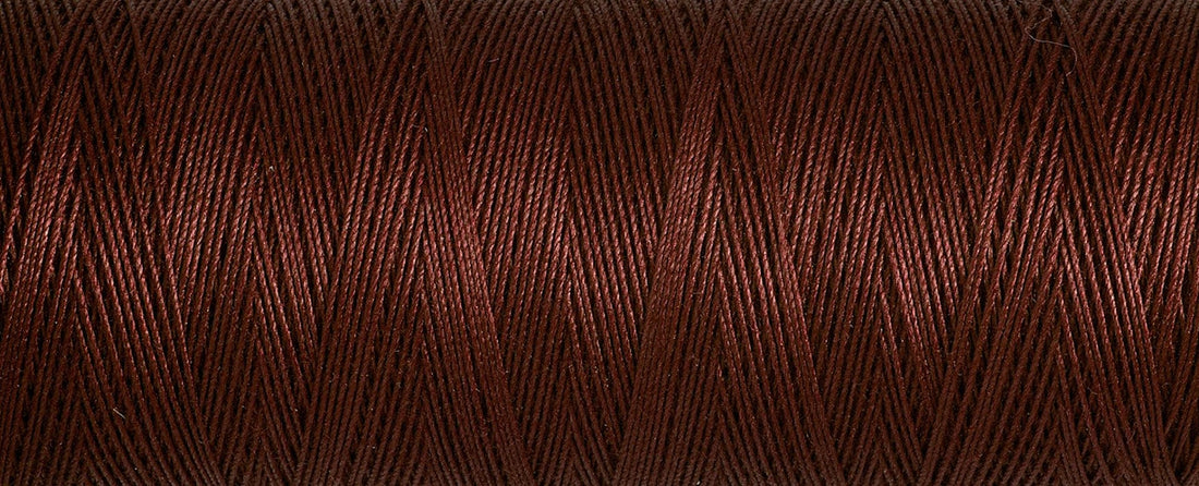 Gutermann Cotton Thread 100M Colour 4750 Close Up