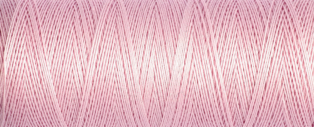 Gutermann Cotton Thread 100M Colour 6044 Close Up