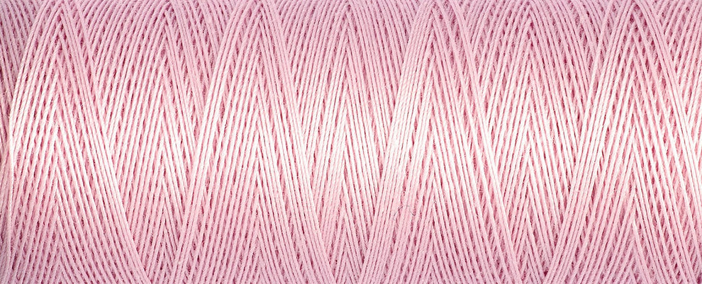 Gutermann Cotton Thread 100M Colour 6044 Close Up