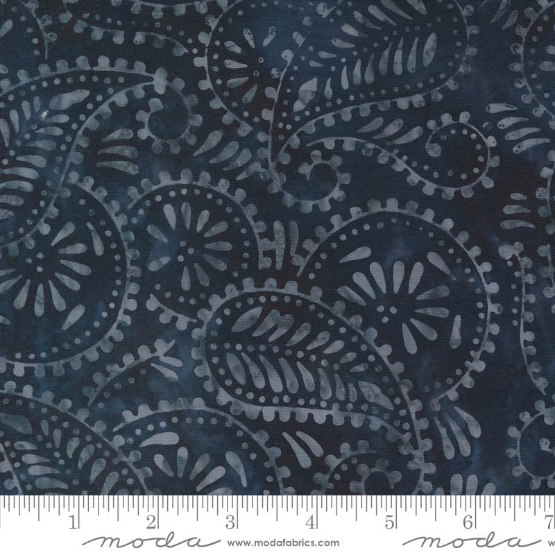 Moda Blue Ridge Batiks Midnight 4367-20 Ruler Image