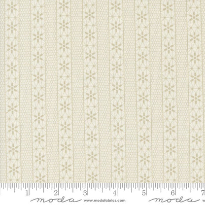 Moda Snowman Gatherings Iv Crystal Stripe Snow Taupe 49252-15 Ruler Image