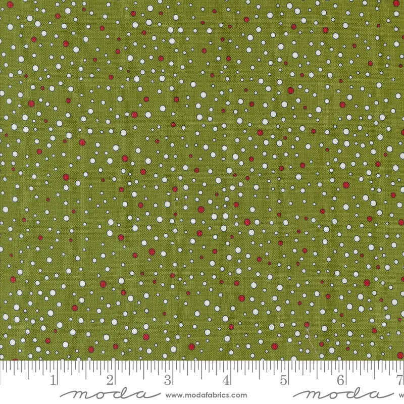 Moda On Dasher Snowballs Pine 55665-13 Ruler Image