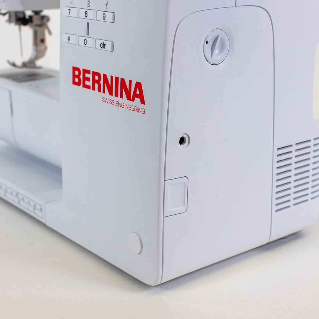 EX-DISPLAY Bernina 325 Sewing Machine