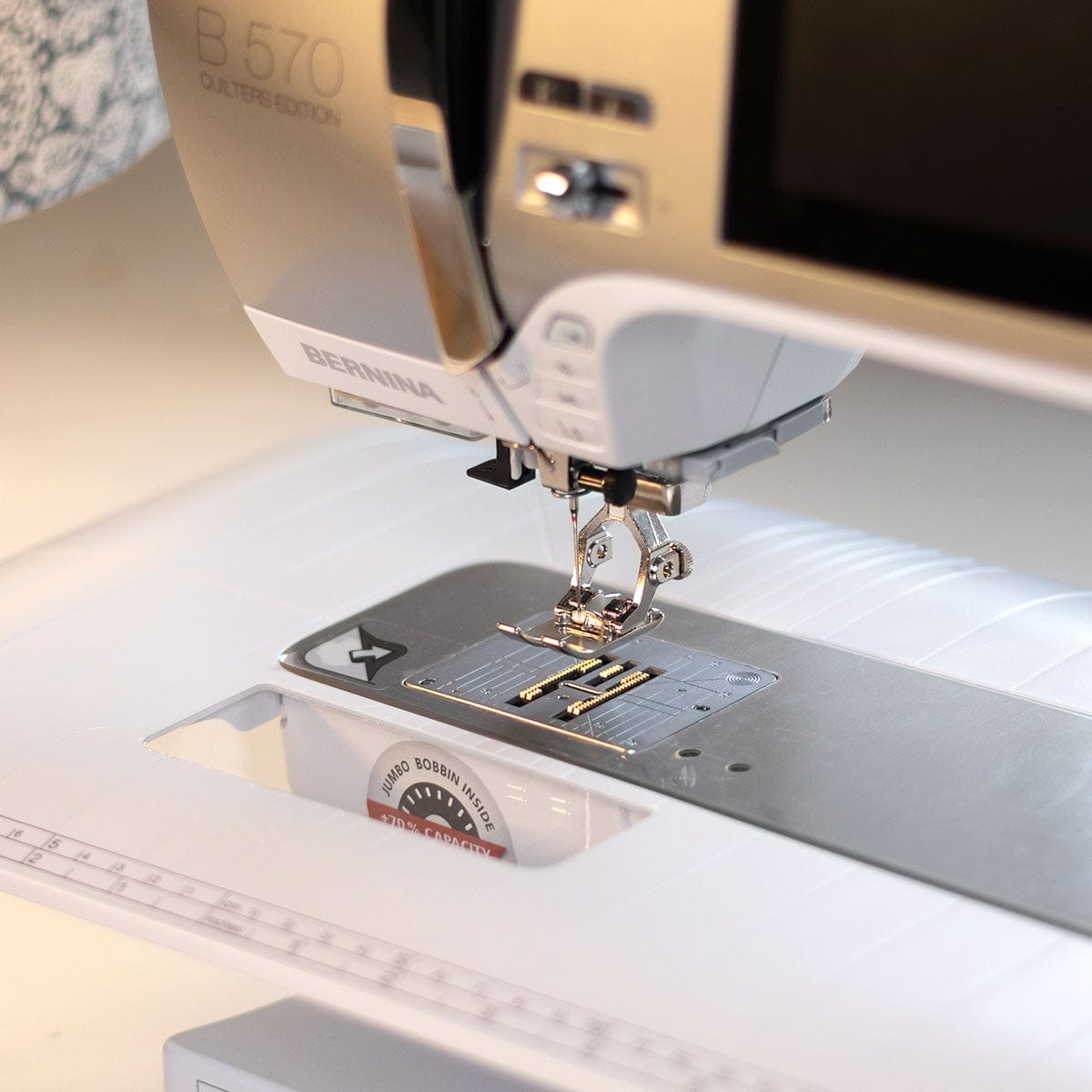 EX-DISPLAY Bernina 570 QE Sewing Machine