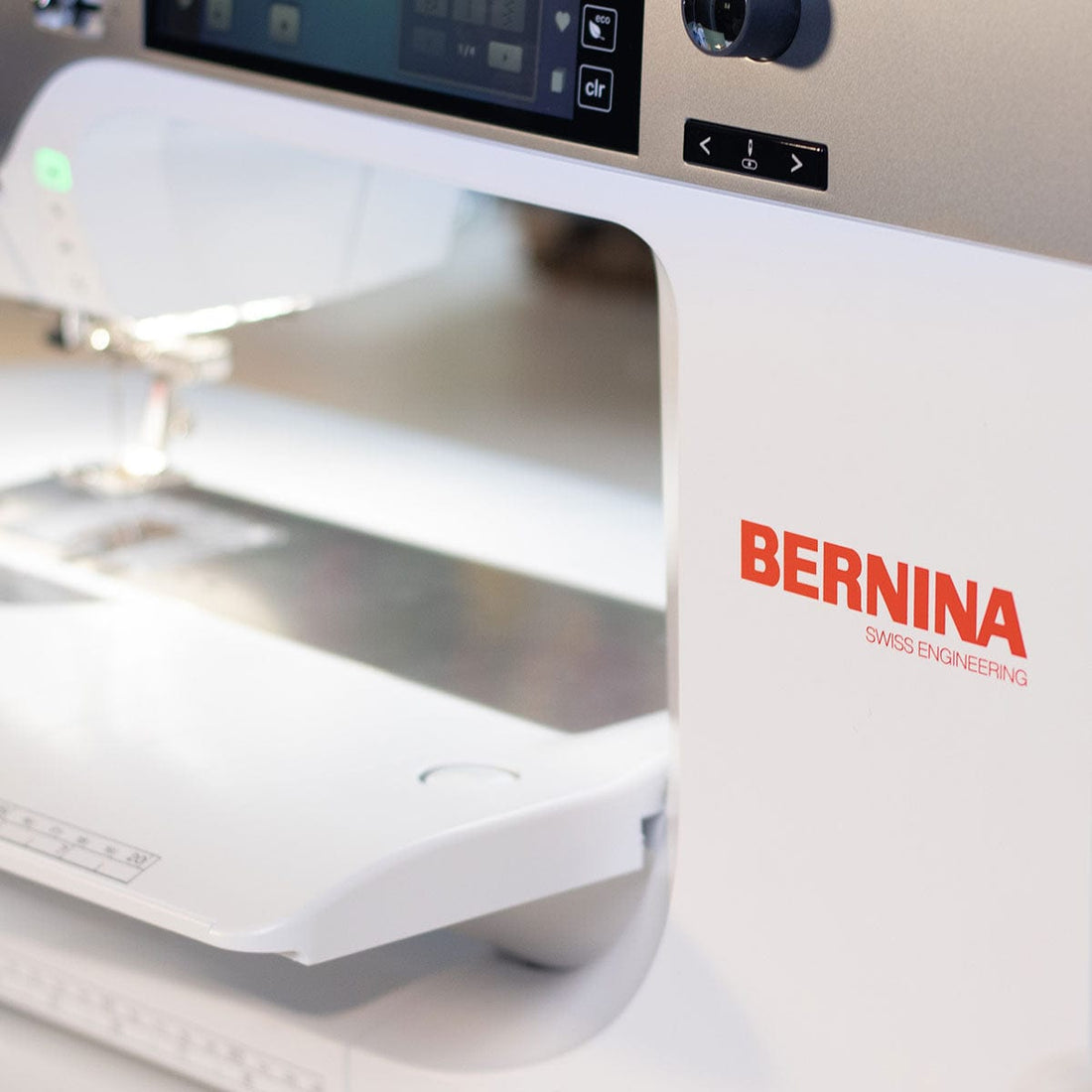 EX-DISPLAY Bernina 770 QE Plus Sewing Machine