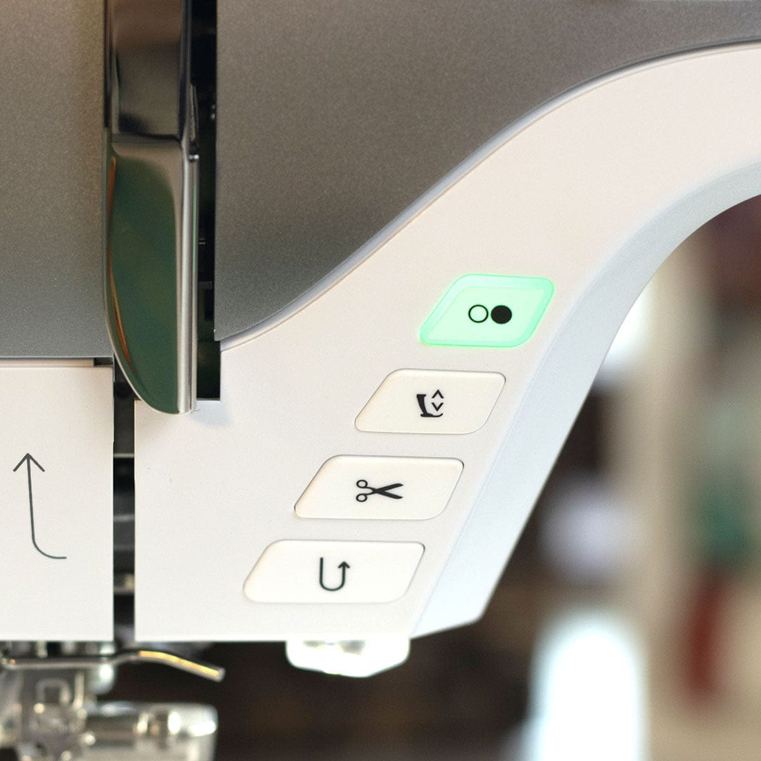 EX-DISPLAY Bernina 770 QE Plus Sewing Machine