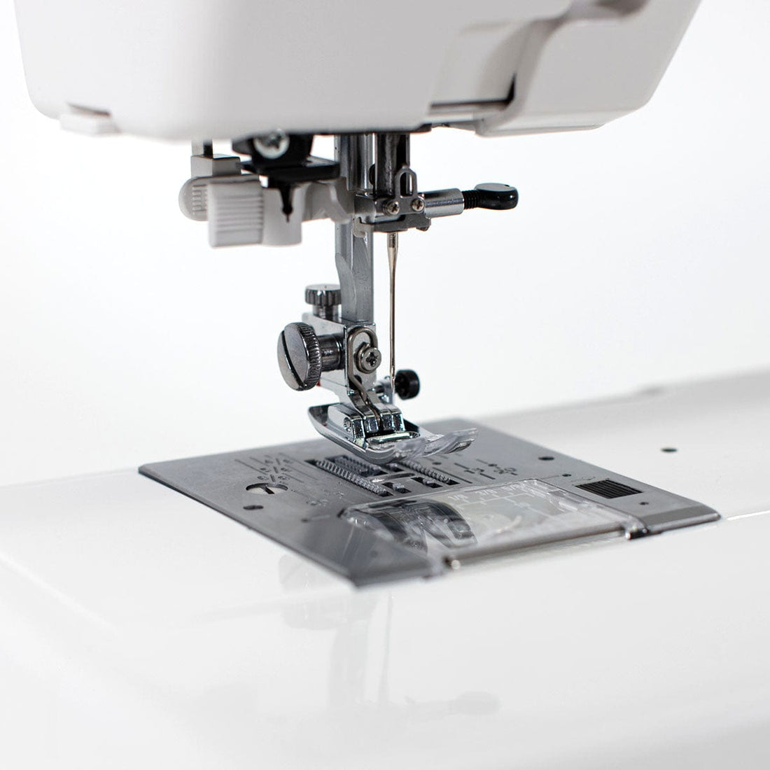 Janome Sewing Machines EX-DISPLAY Janome HD2200 Sewing Machine  - The Sewing Studio