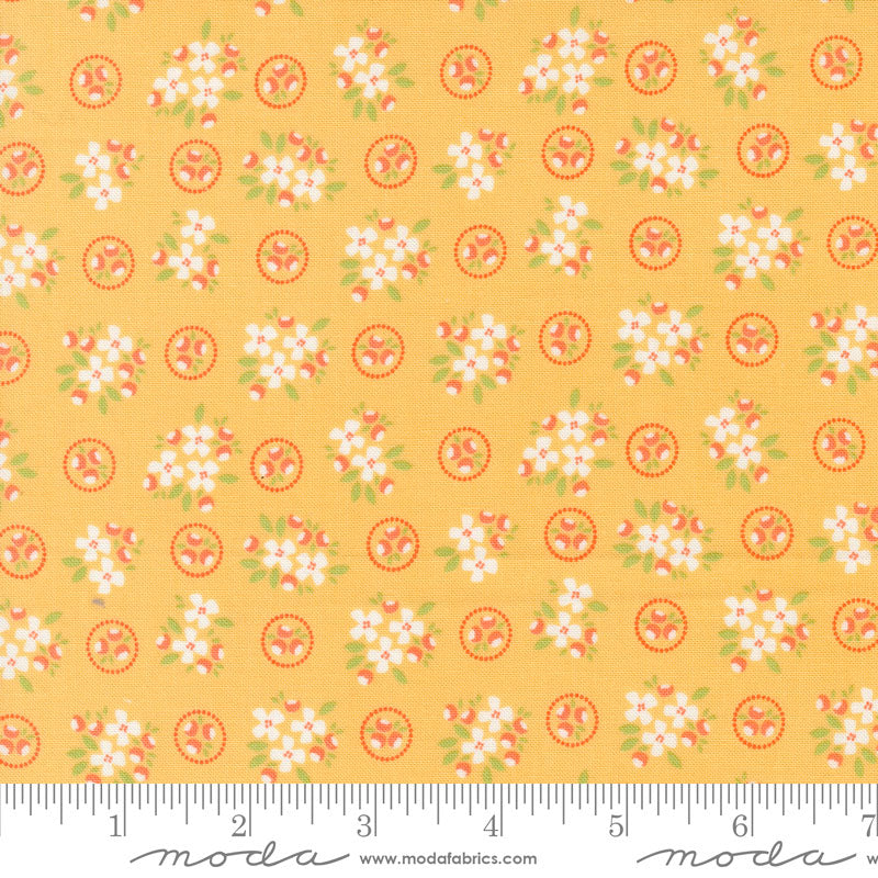 Moda Cali And Co Ring Around Posie Goldenrod 29191-15 Ruler Image