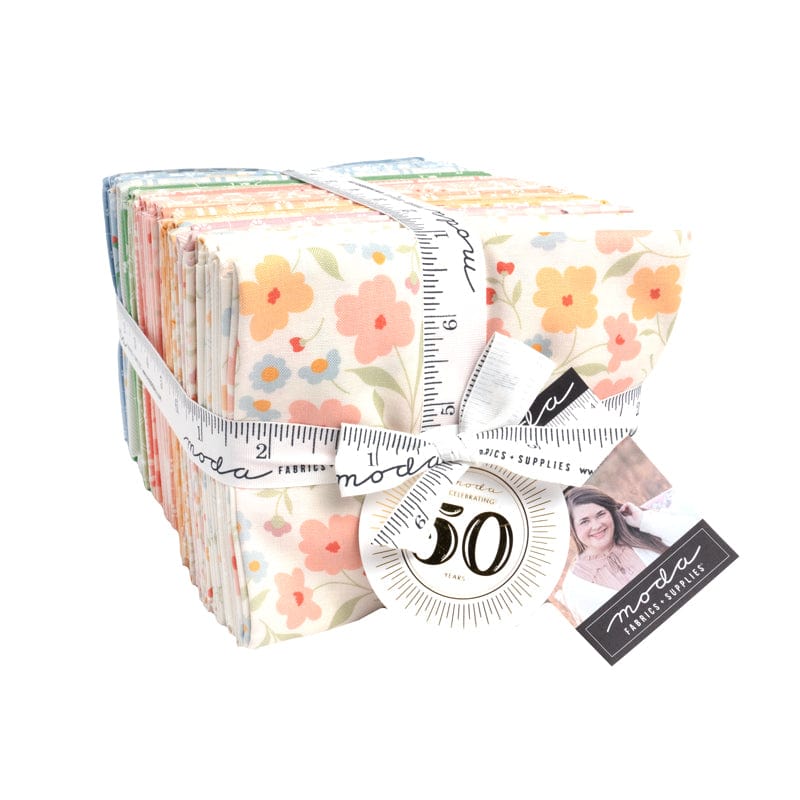 Moda Fabric Pre Cuts Moda Cottage Charm Fat Quarter Bundle 40 Piece 31750AB  - The Sewing Studio