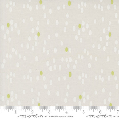 Moda Olive You Dots Fog 1882-11 Ruler Image