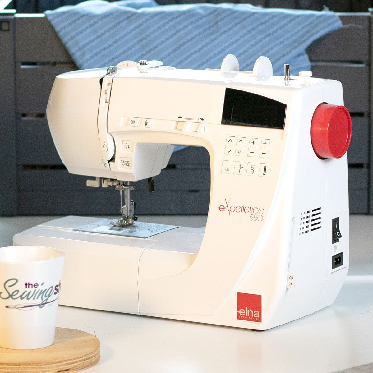 Elna Sewing Machines Elna eXperience 550 Sewing Machine Includes 1/4 Inch Seam Foot & Extension Table  - The Sewing Studio