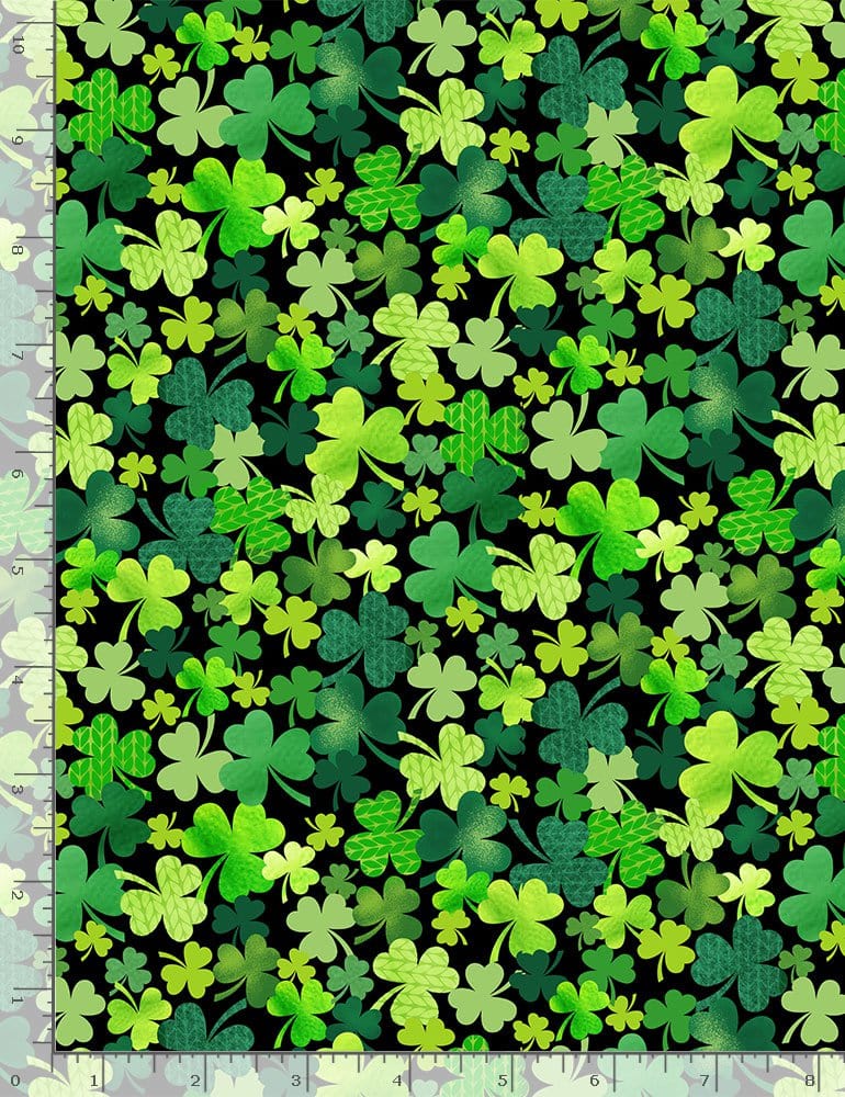 Timeless Treasures Fabric Clovers Black