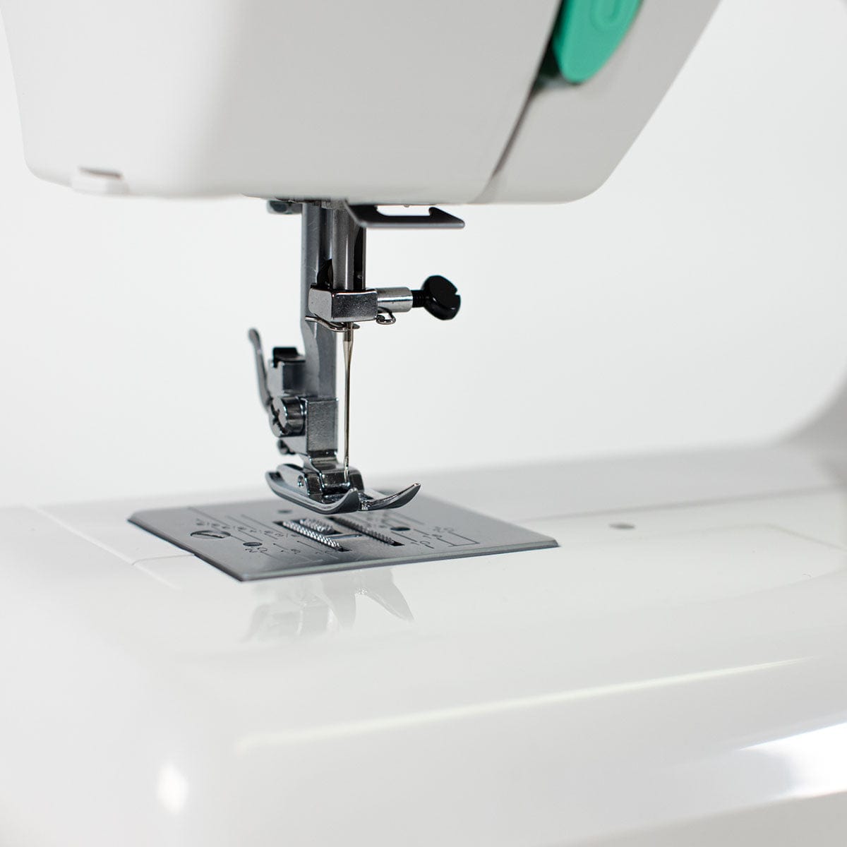 Janome Sewing Machines Janome 2200XT Sewing Machine  - The Sewing Studio