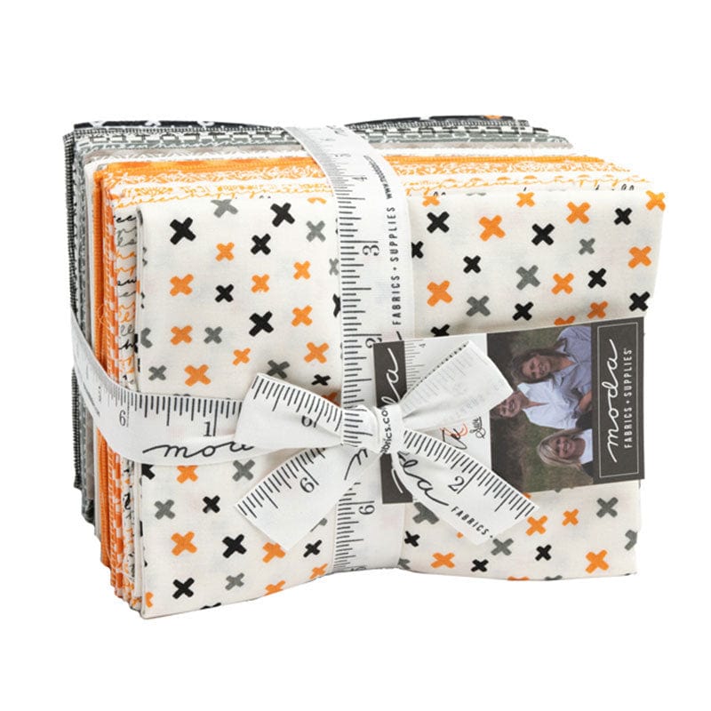 Moda Late October Fat Quarter Bundle 28 Piece 55590AB