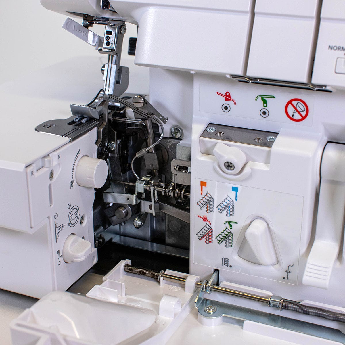 Pfaff Sewing Machines Pfaff Admire Air 5000 Overlocker + FREE Gifts worth £74  - The Sewing Studio